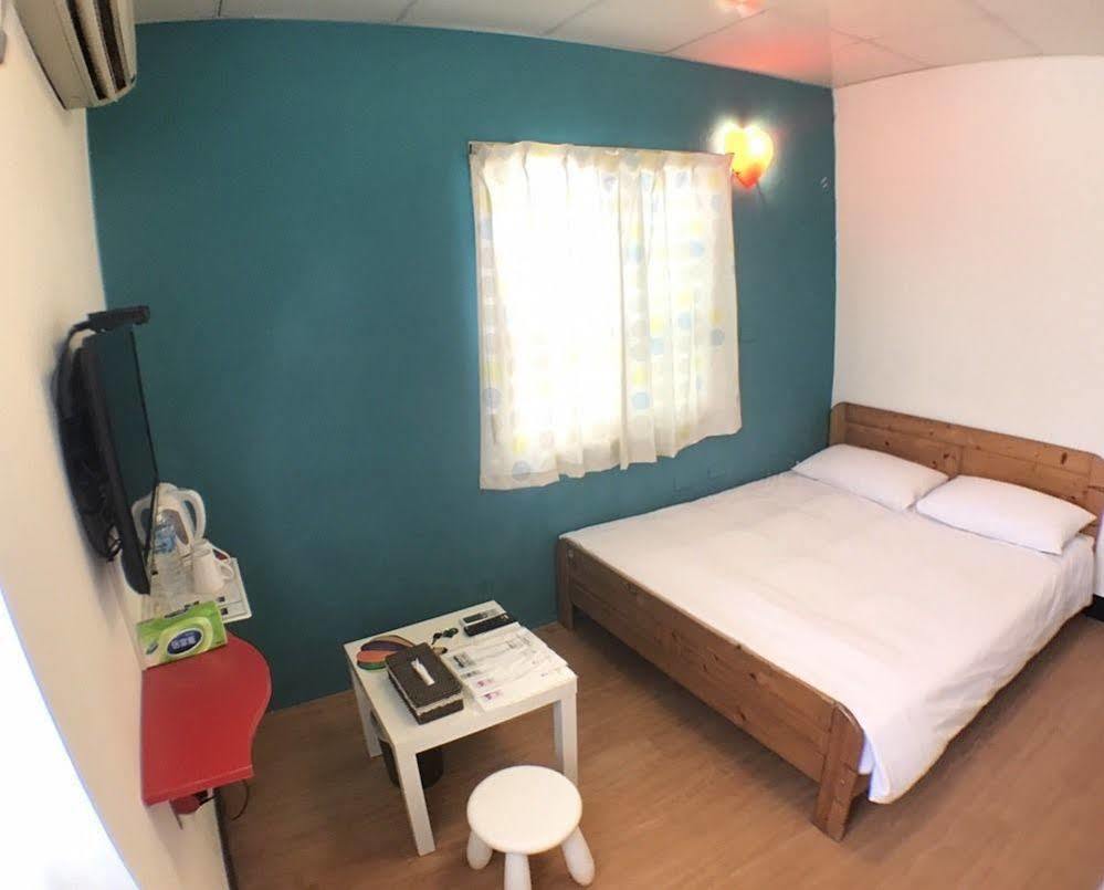 Love Hostel Tainan Exterior foto